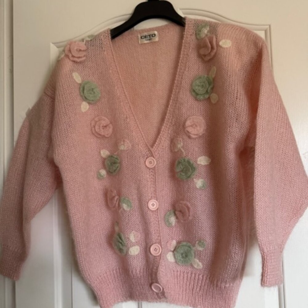 NEW Lovely Pink "mohair" Sweater Cardigan